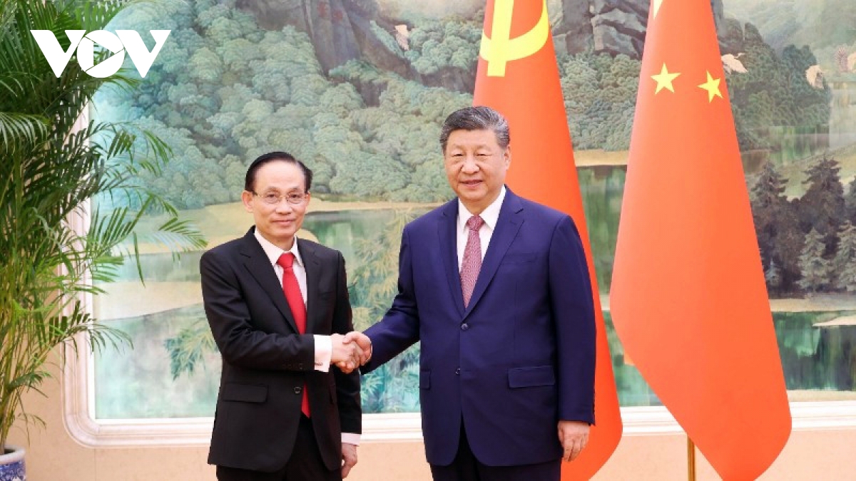 China backs Vietnam’s development path after Party Congress